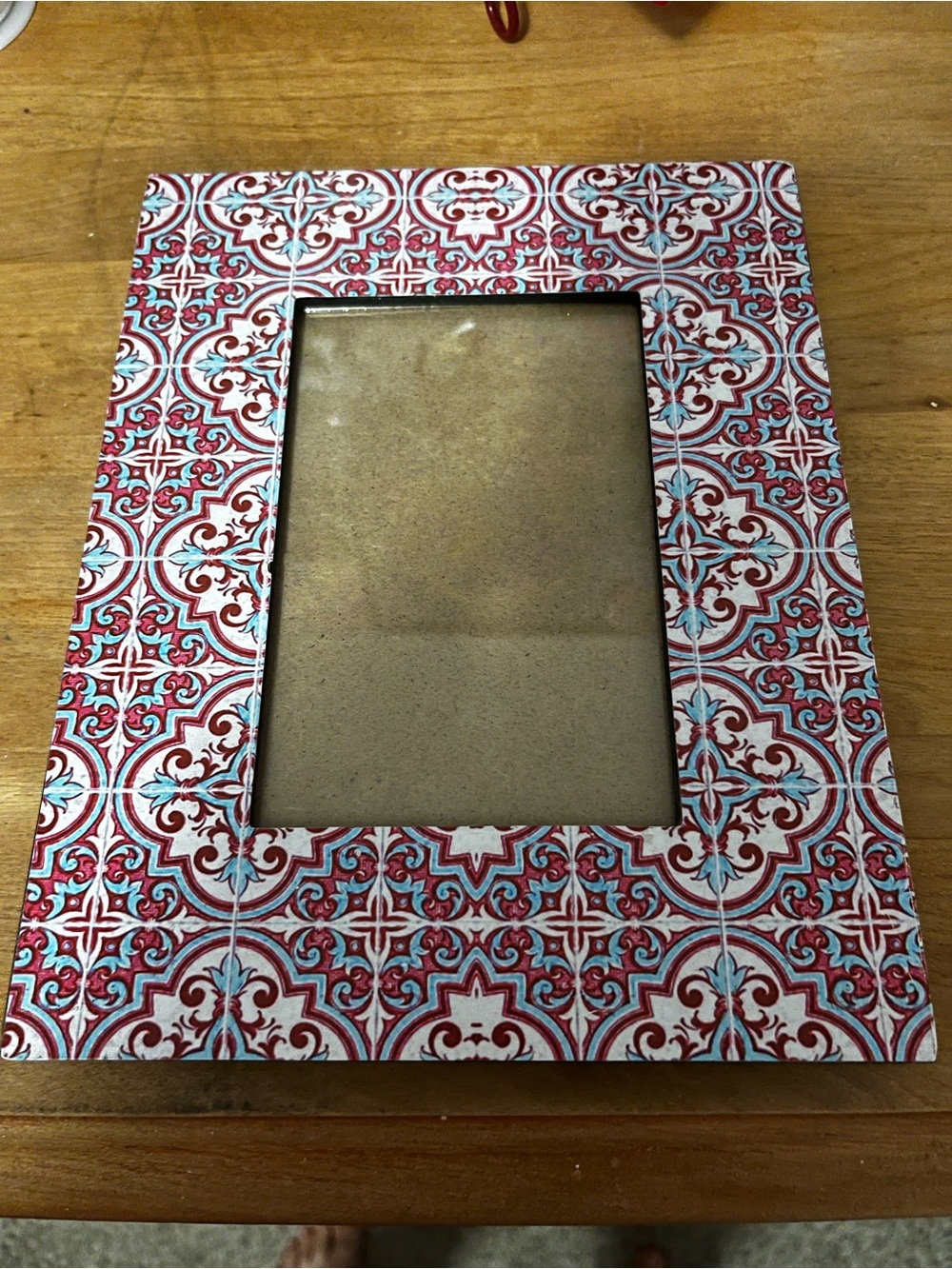 Decorative Red and White Patterned Photo Frame never used